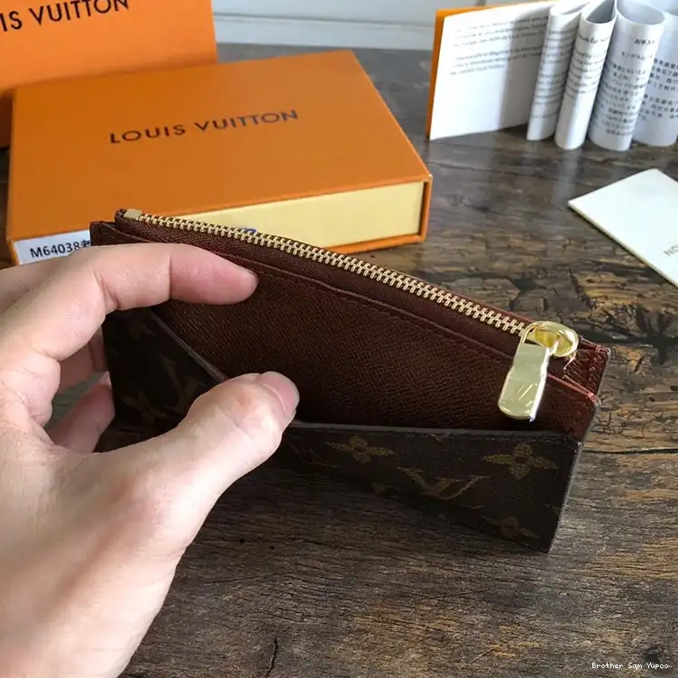 Brother Sam Yupoo Bags 19T1L0682 LV 0503